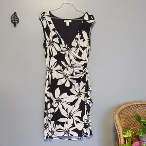 White House Black Market WHBM Floral Graphic Faux Wrap Dress Black And White 12